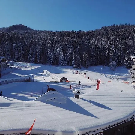 La Tania شقة كورشوفيل
